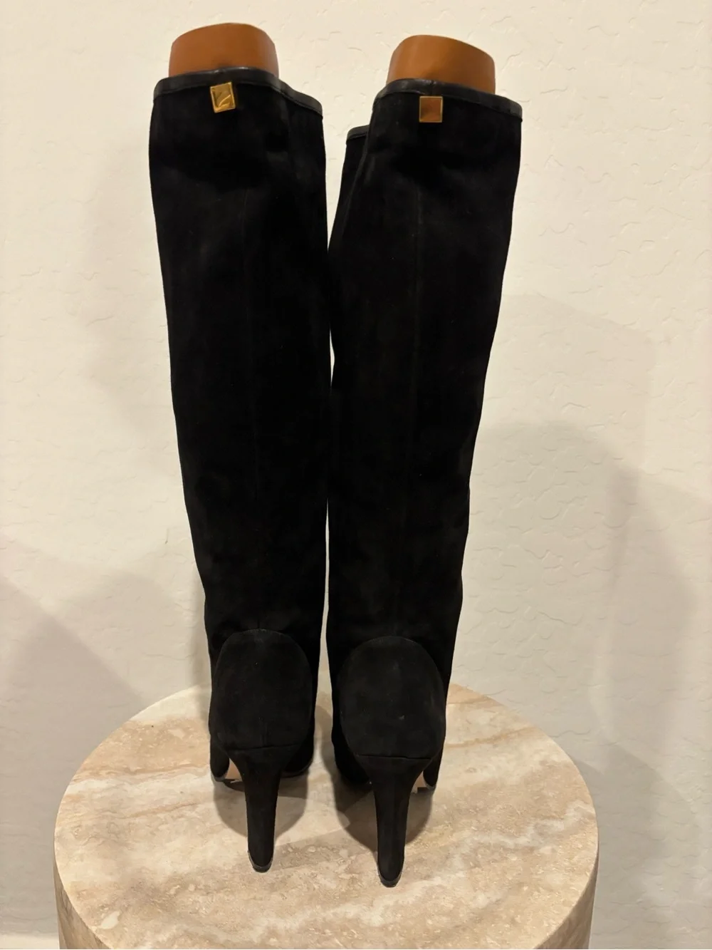 Stuart Weitzman Charlie Women’s Black Knee-High Suede Boots